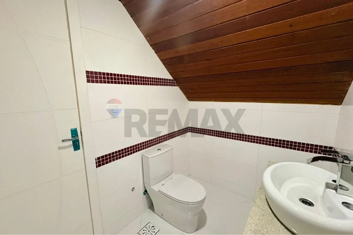 4-suite house with 305 m² and 3 parking spaces — photo 47