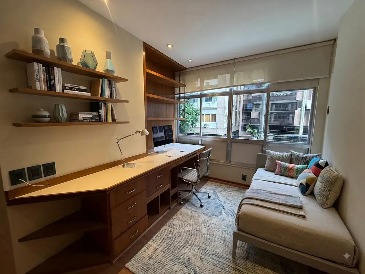 Unfurnished apartment with 2 bedrooms and 2 bathrooms — photo 21