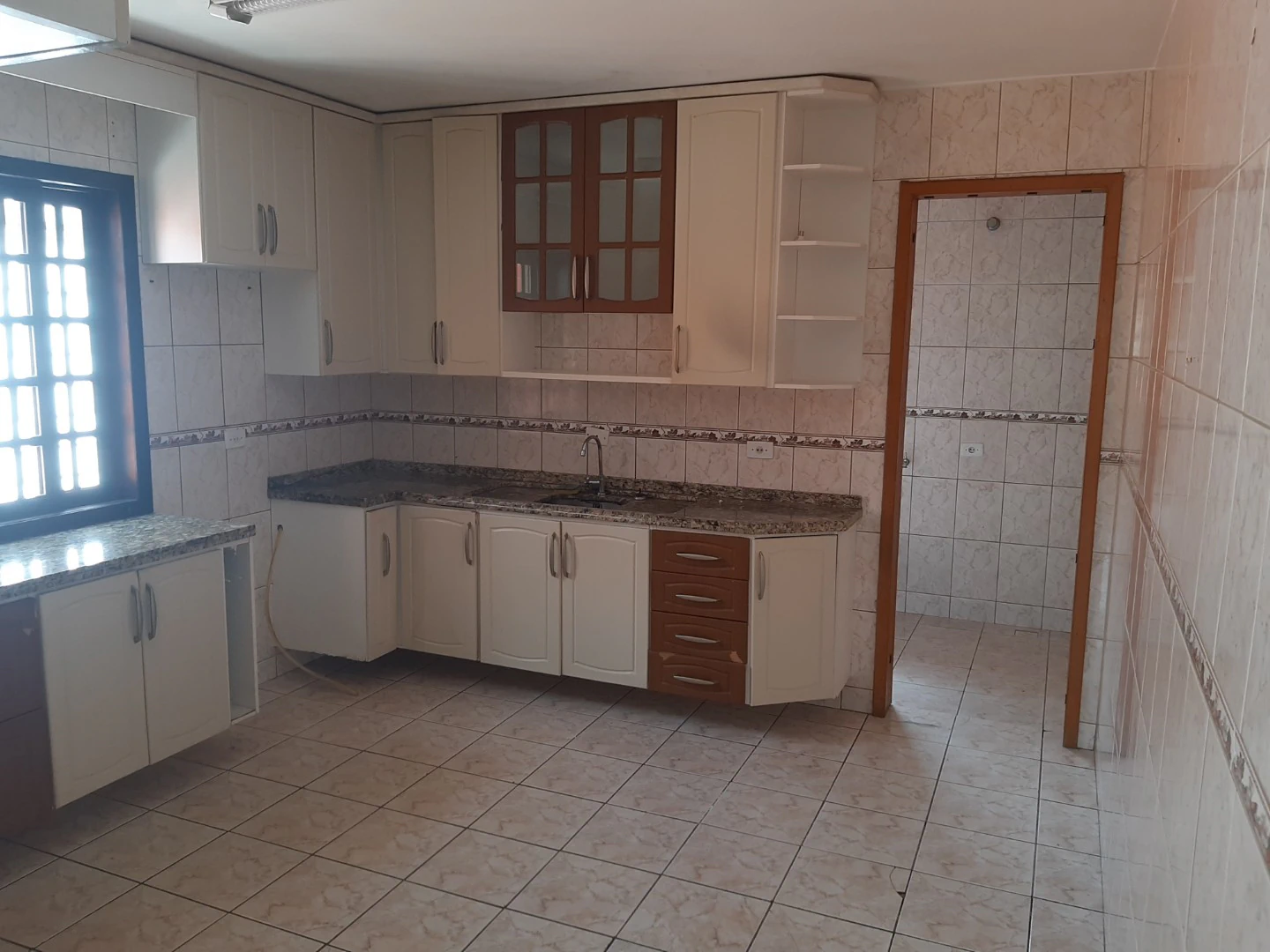 3-bedroom house, 1 with its own bathroom, 120 m², Curitiba — photo 2