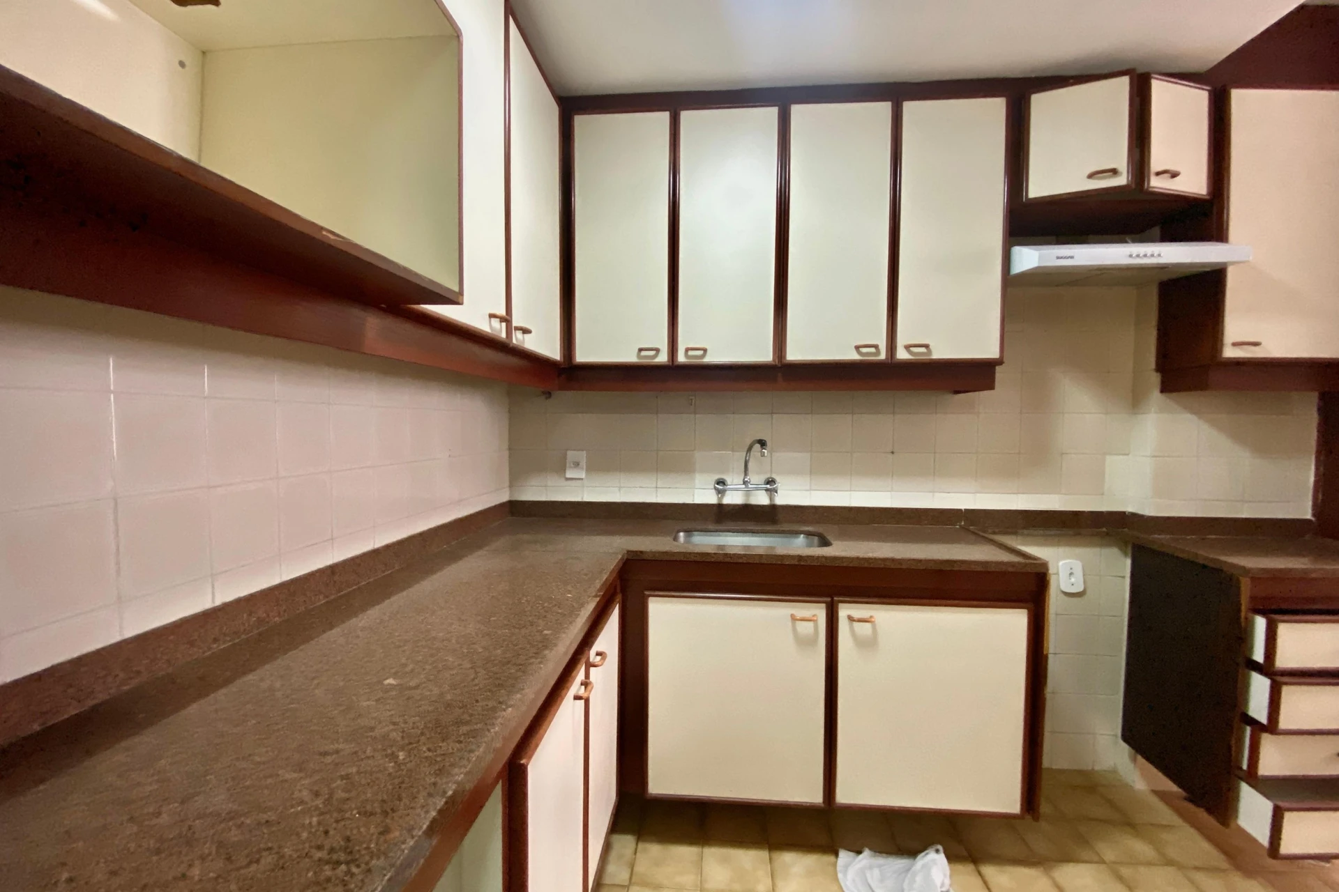 Apartamento com 2 quartos e varanda, vaga inclusa — photo 12