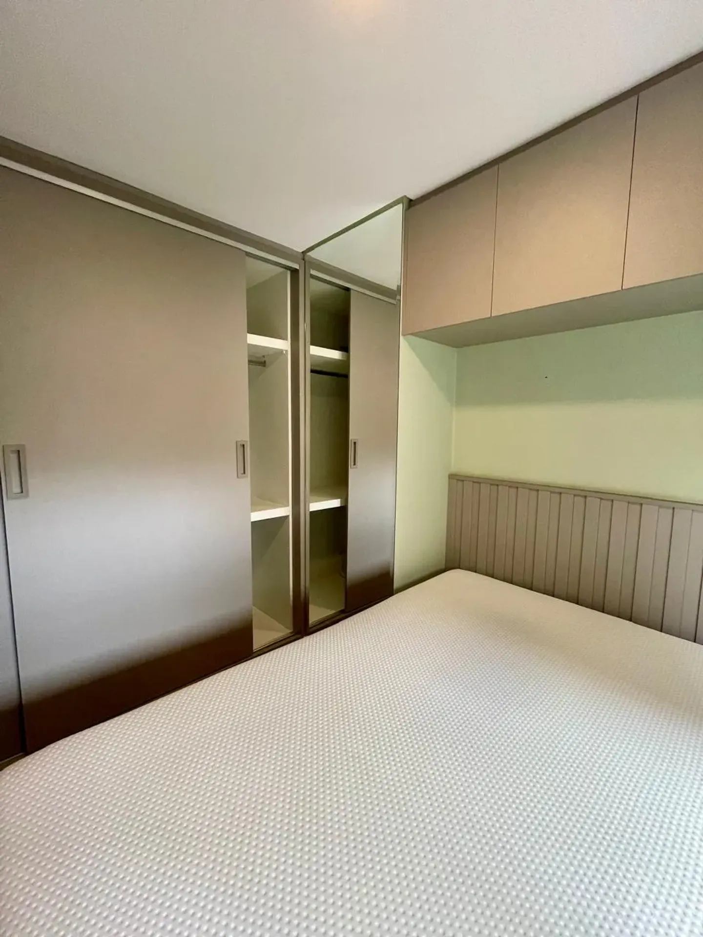 Меблированная квартира с кухней открытой планировки 34 м² — photo 22