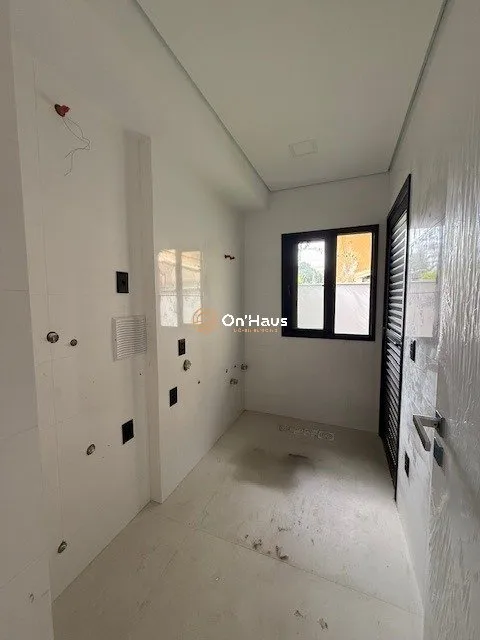 Будинок на 3 кімнати, 220 м², зі спальнею та ванною — photo 9