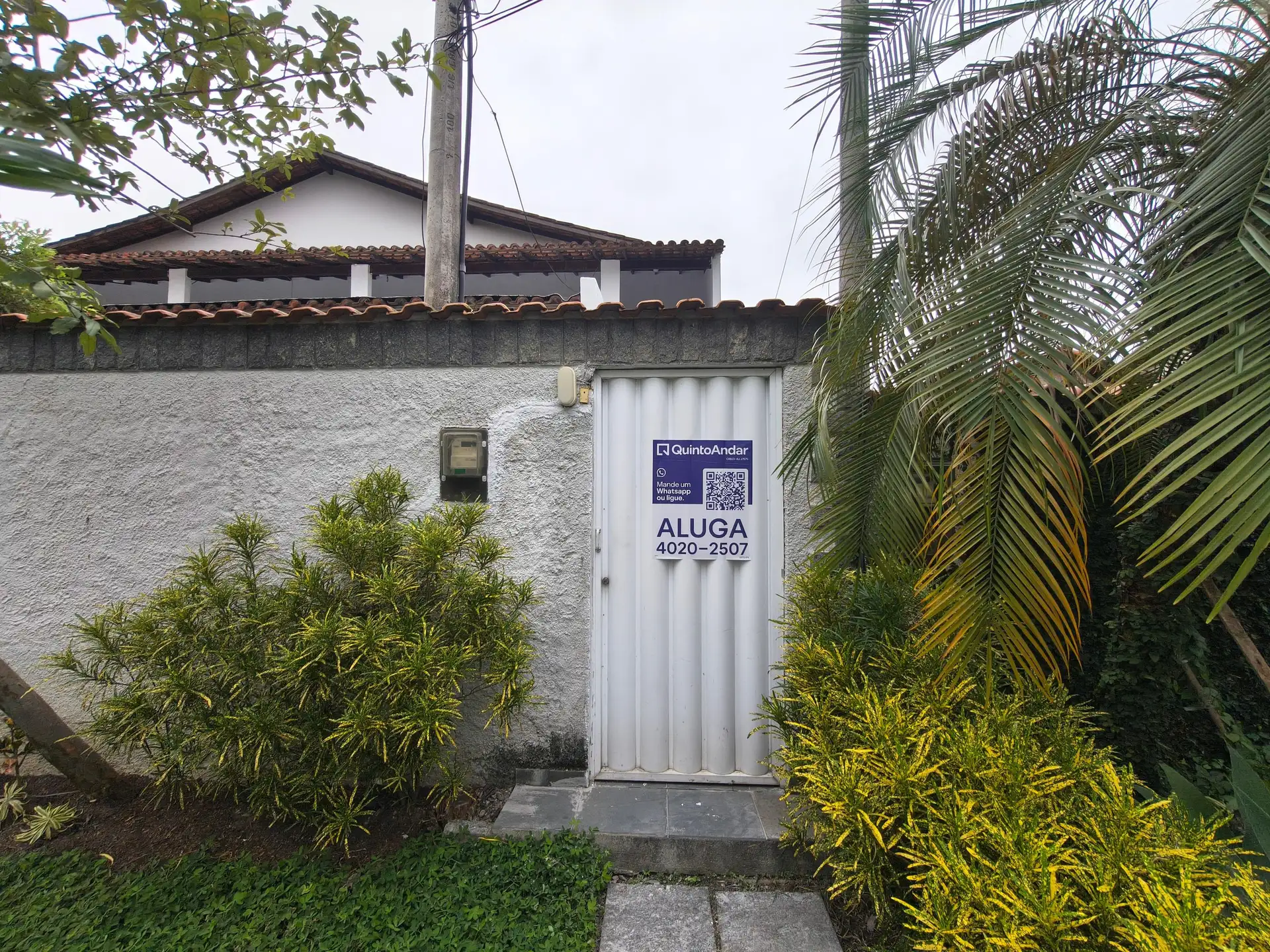 House with 3 bedrooms and an enclosed balcony — photo 58