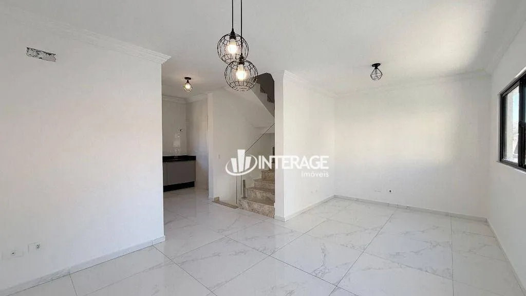 House with 3 bedrooms and 175 m², no parking — photo 2