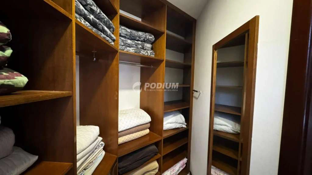 Мебльований будинок на 5 люксів і 13 ванних — photo 5