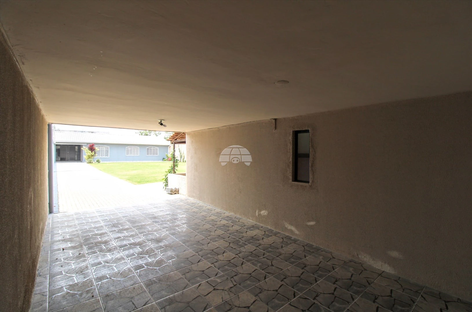 3-bedroom house with 260 m² and no parking included — photo 5
