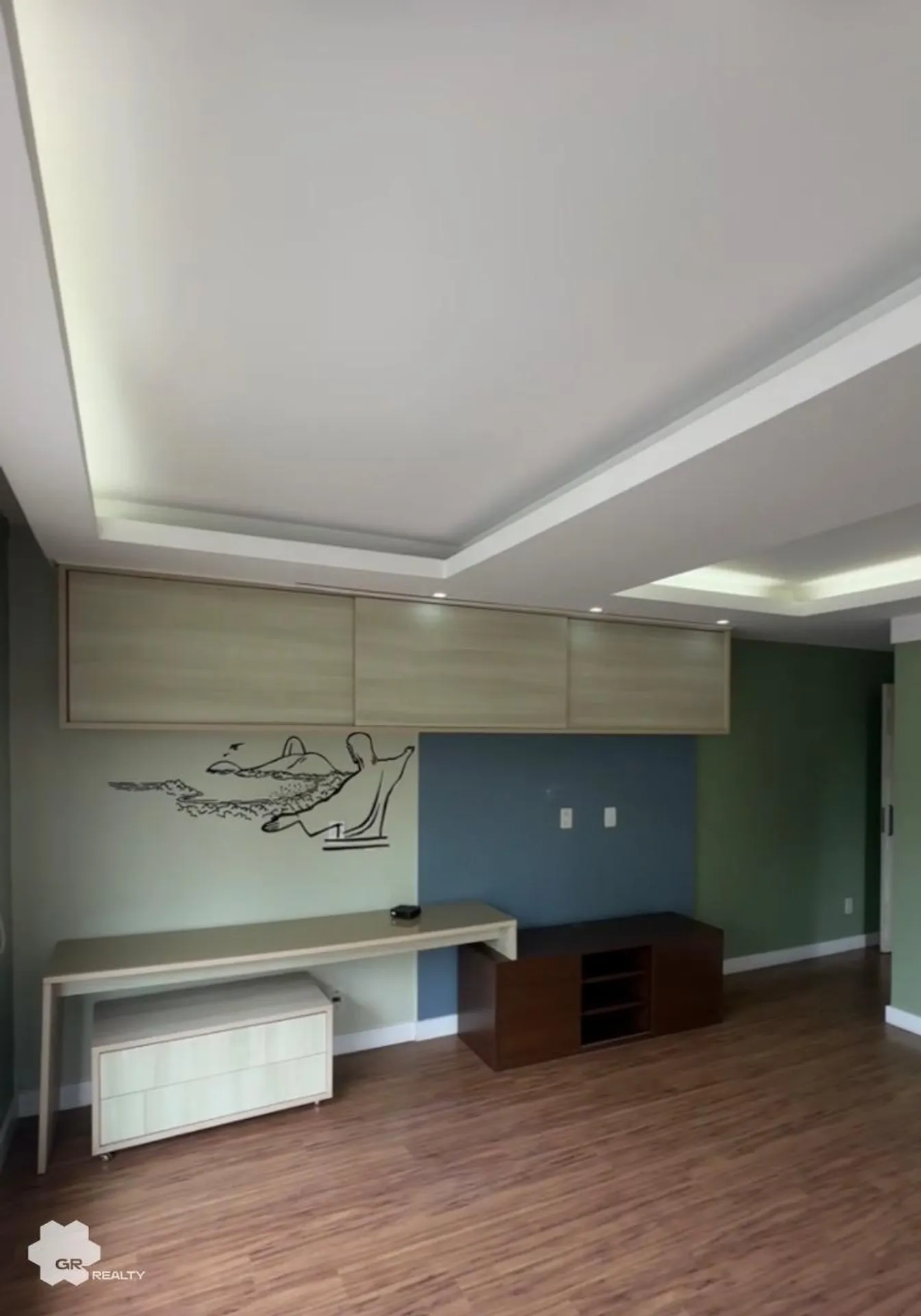 House with 6 en-suite bedrooms and 468 m² of space — photo 17