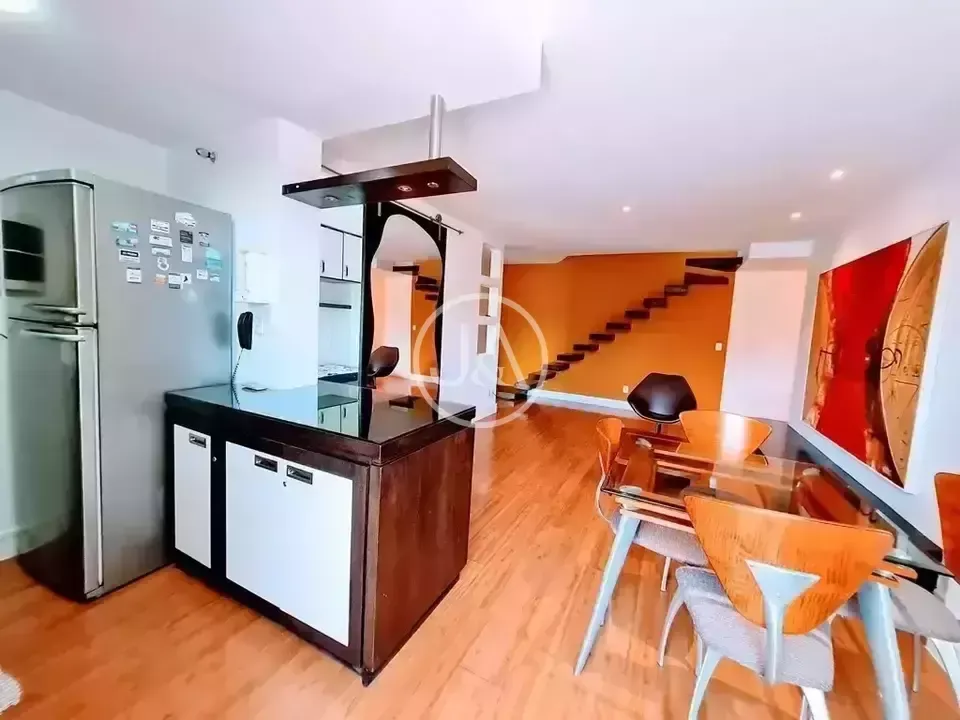 Furnished 2-bedroom apartment with 3 bathrooms — photo 7
