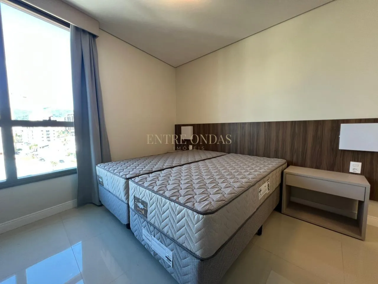Furnished studio in a building with a coworking space — photo 4
