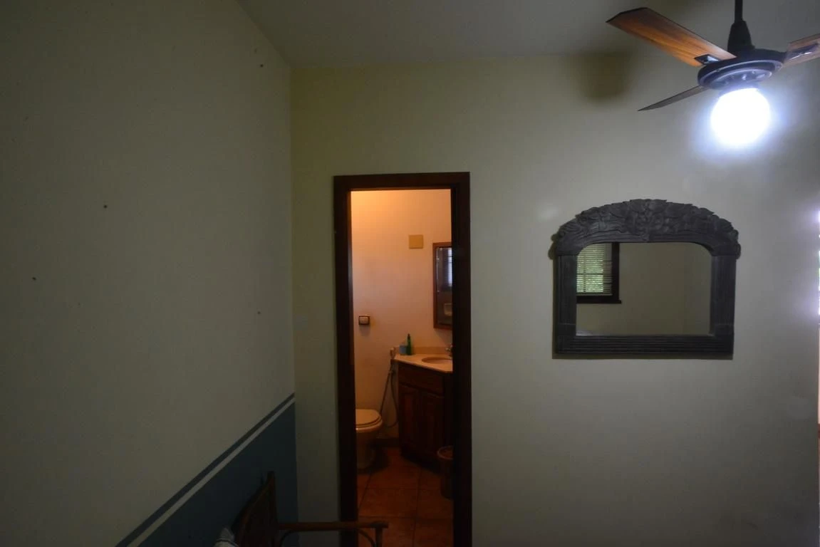 Casa mobiliada com 6 quartos e 5 suítes, com jardim — photo 26