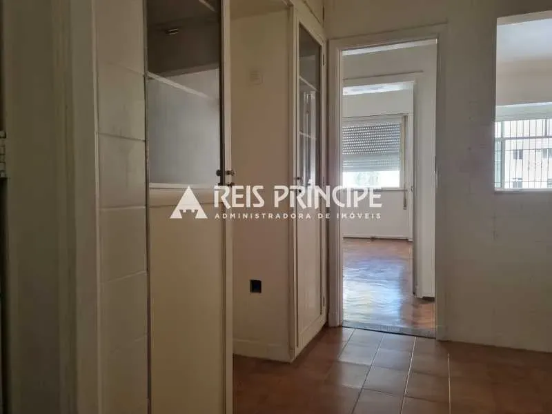 Apartment, 70 m², with wood or laminate floors — photo 10