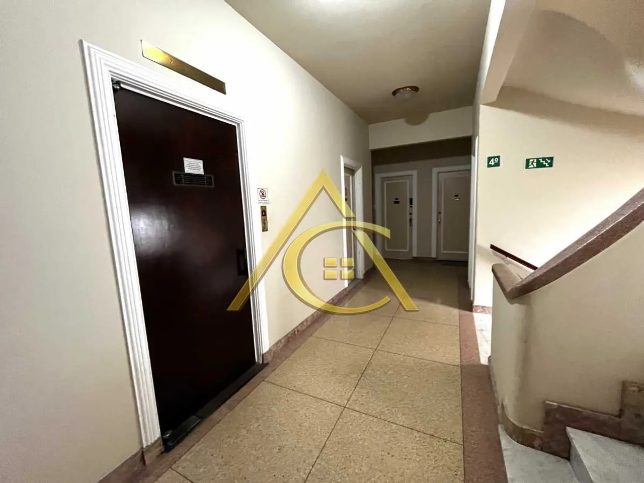 Apartamento de 3 dormitorios con terraza, 130 m² — photo 20