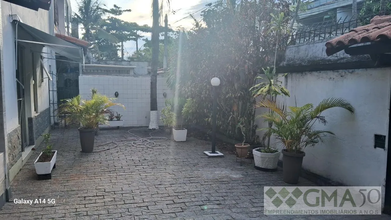 House with 5 bedrooms and 4 bathrooms plus 5 parking — photo 13