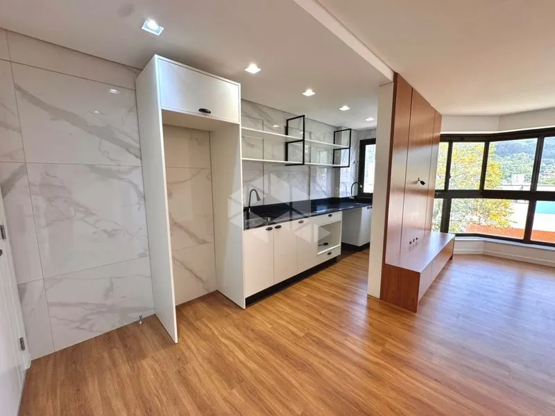 2-bedroom apartment with a washing machine in Florianópolis — photo 4