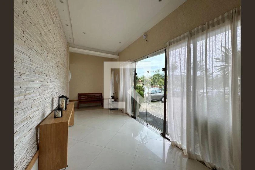 3-bedroom apartment with a glass-enclosed balcony — photo 22