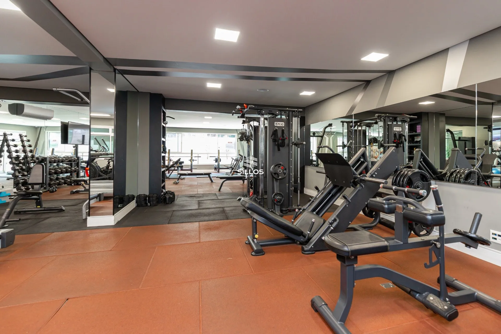 Квартира 321 м² з 3 спальнями-сюїтами і 4 паркомісцями — photo 44