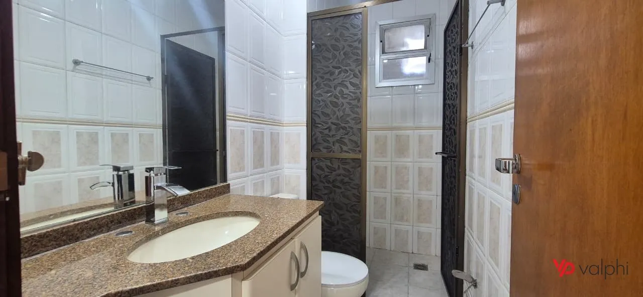 3-bedroom apartment, 1 with its own bathroom, 83 m² — photo 28