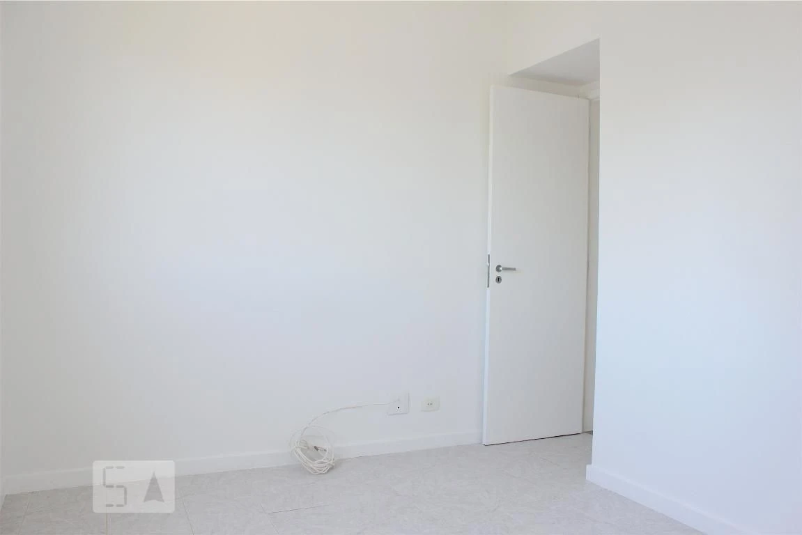 2-bedroom apartment with a water view — photo 8