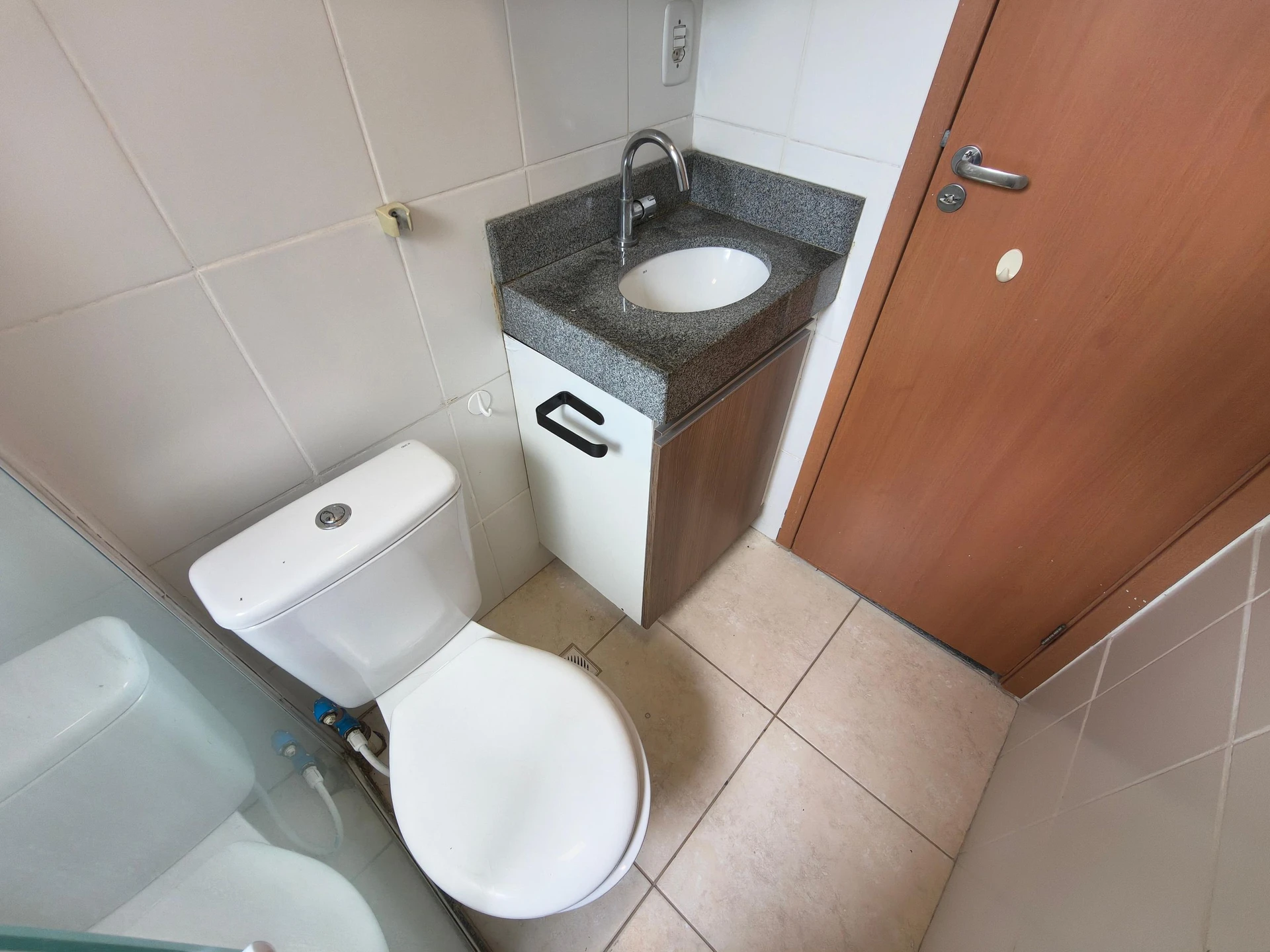 2-bedroom apartment in a building with a pool — photo 23