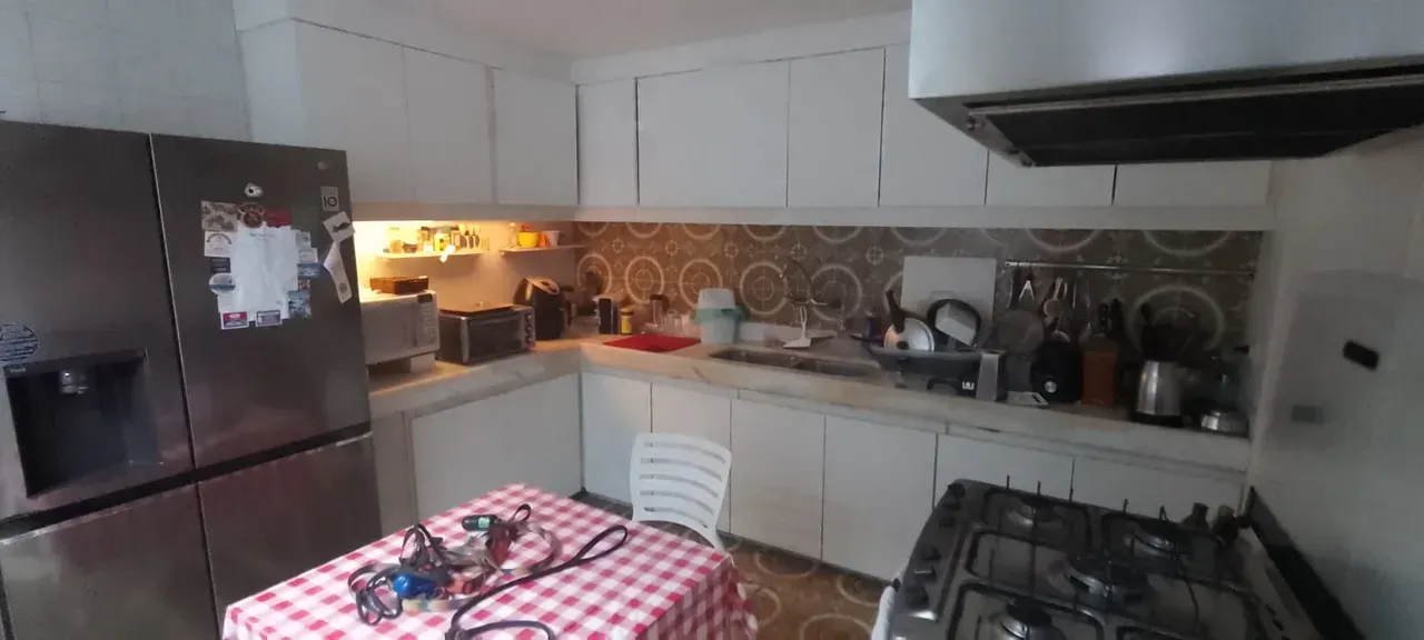 Apartamento mobiliado, 240 m², com janelas do piso ao teto — photo 3