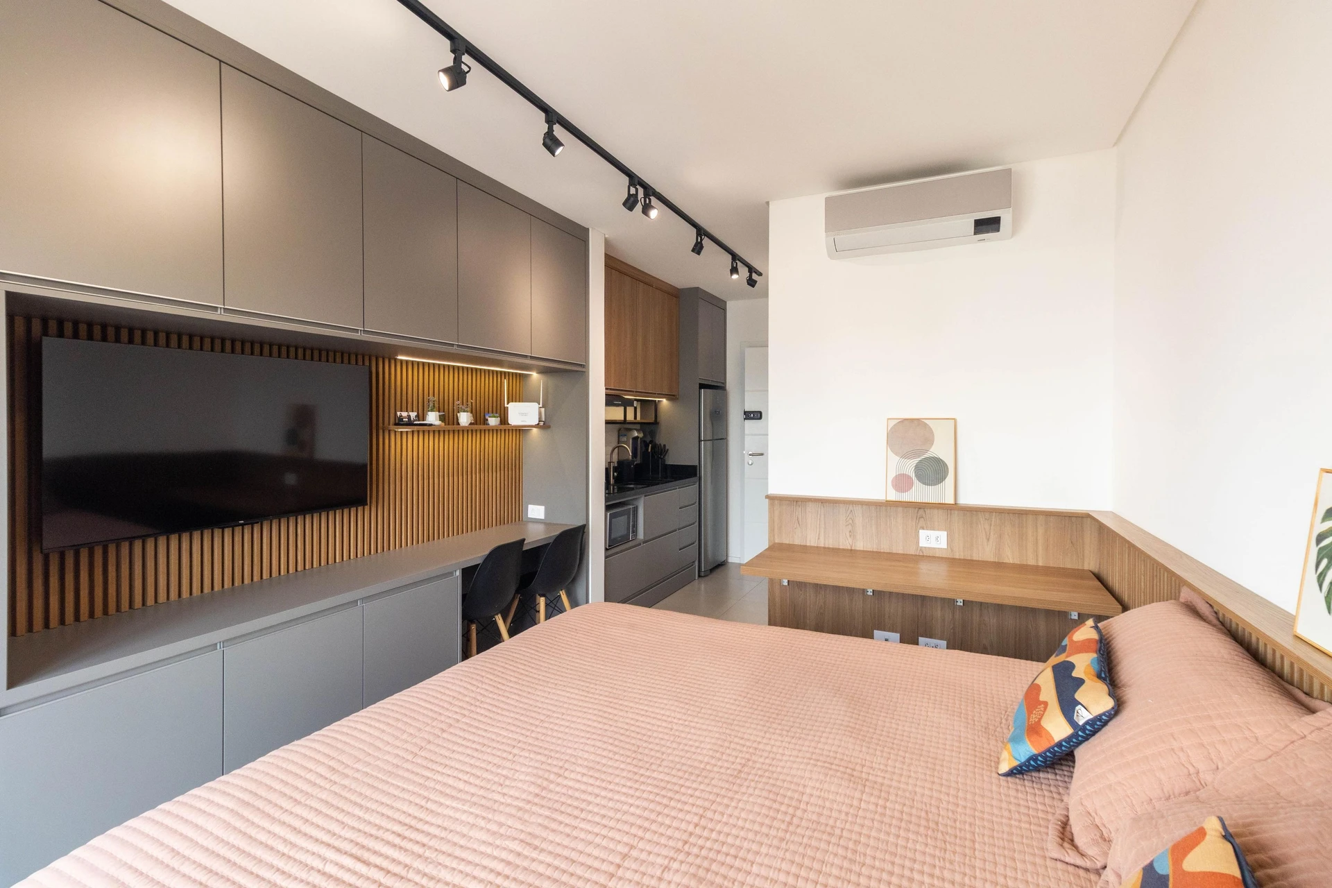 Apartamento mobiliado de 1 quarto com máquina de lavar — photo 14