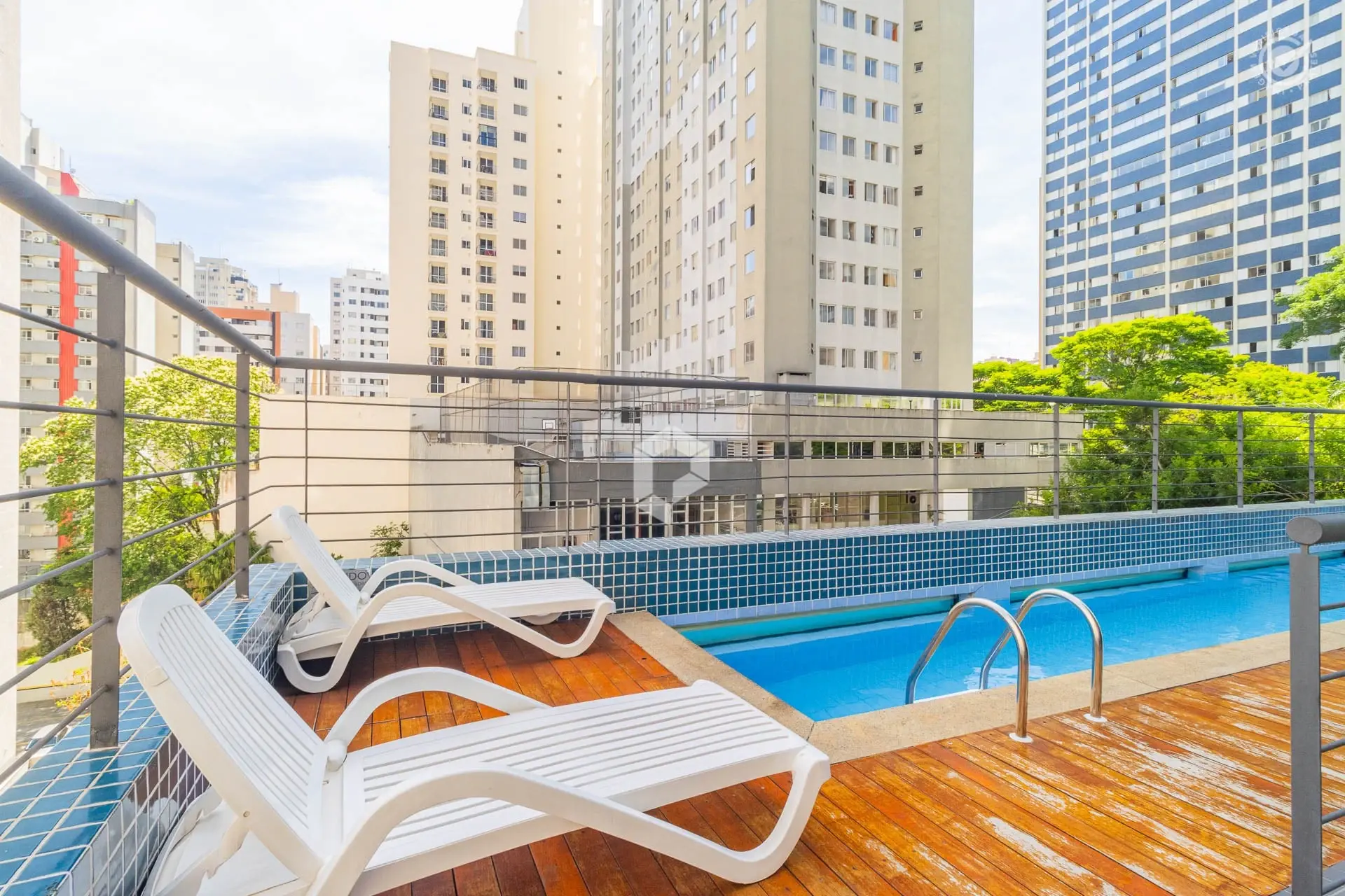 Furnished apartment, 65 m², with floor-to-ceiling windows — photo 29