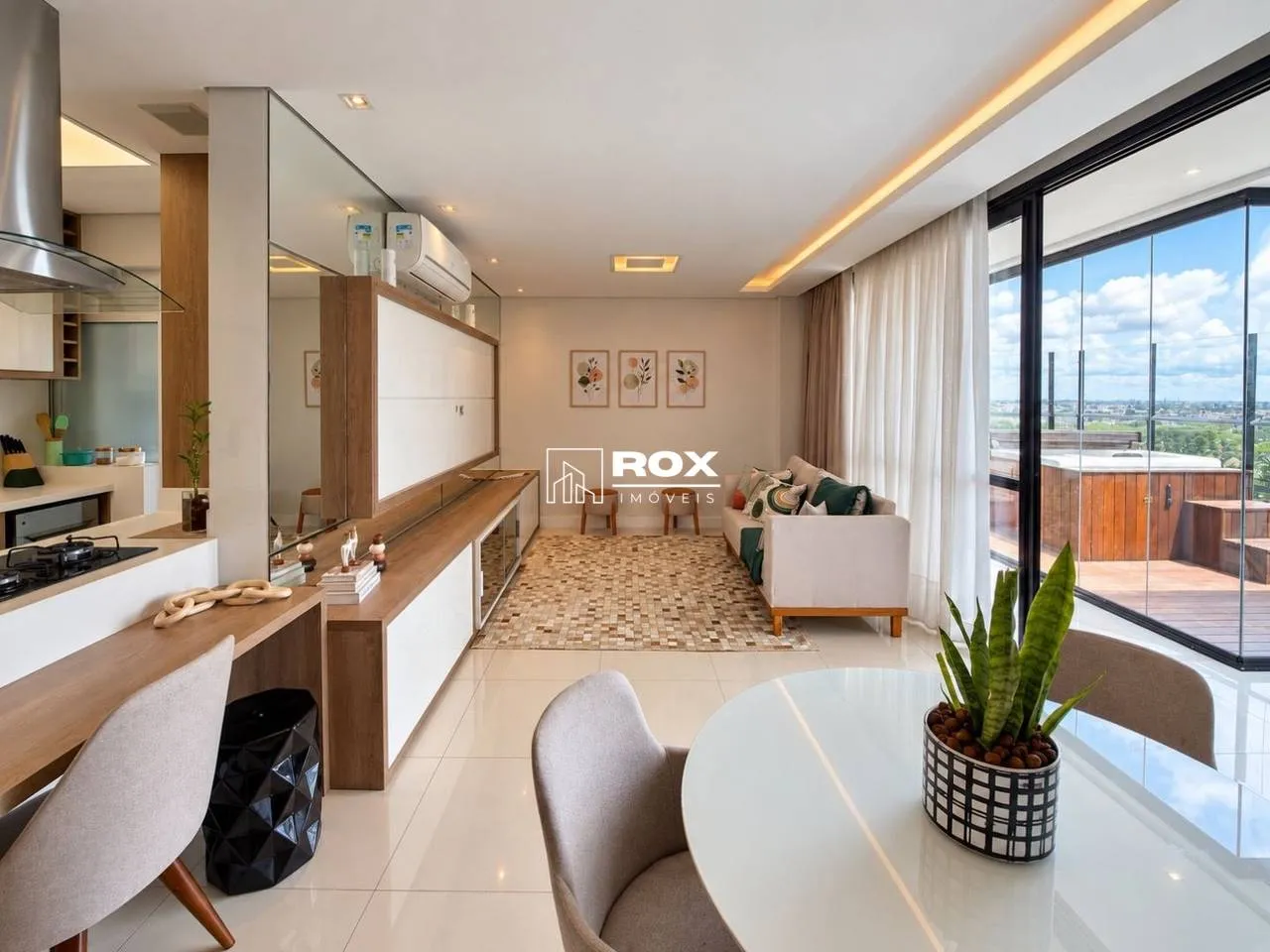 Floor-to-ceiling windows in a 3-bedroom apartment, 150 m² — photo 17