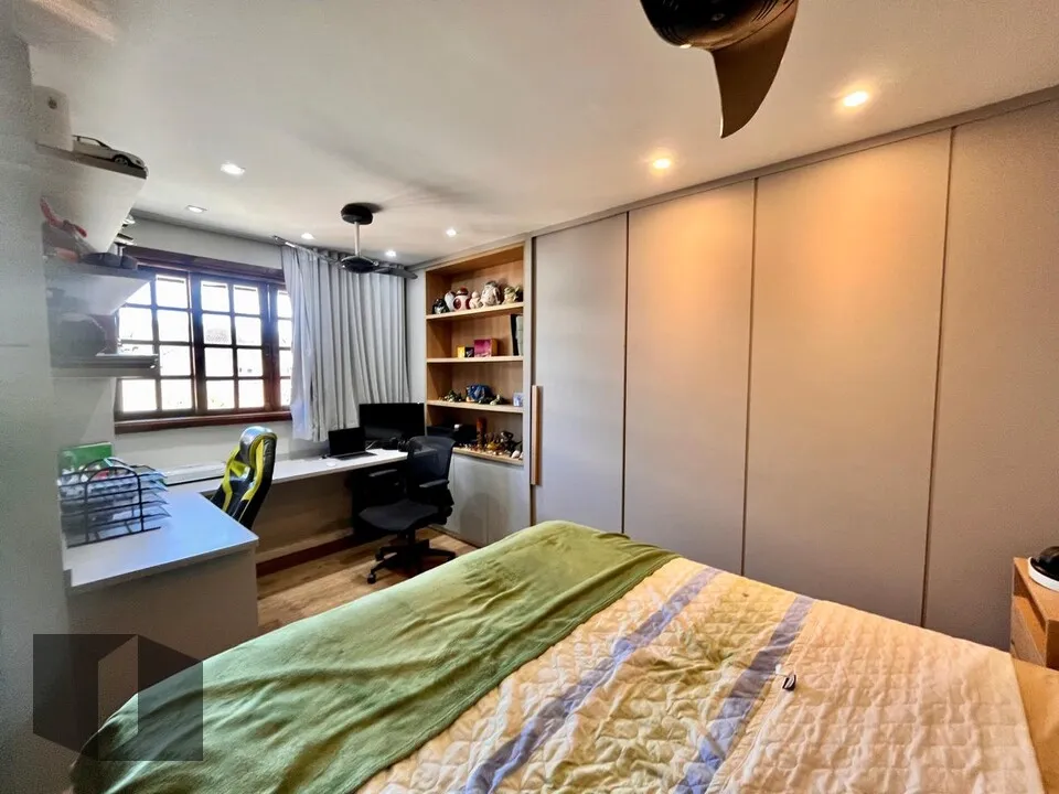Furnished house with 5 bedrooms and 5 bathrooms — photo 32