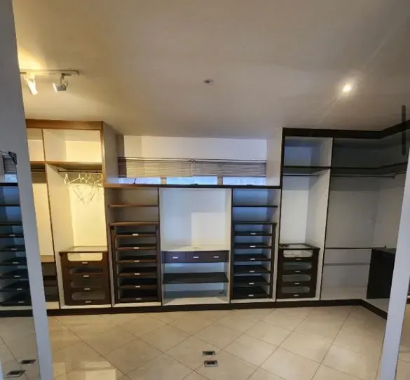 Casa com janelas do piso ao teto, Barra da Tijuca — photo 7