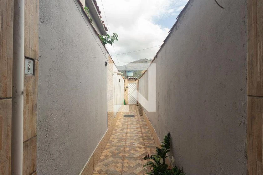 2-bedroom house with a walk-in closet in Rio de Janeiro — photo 32