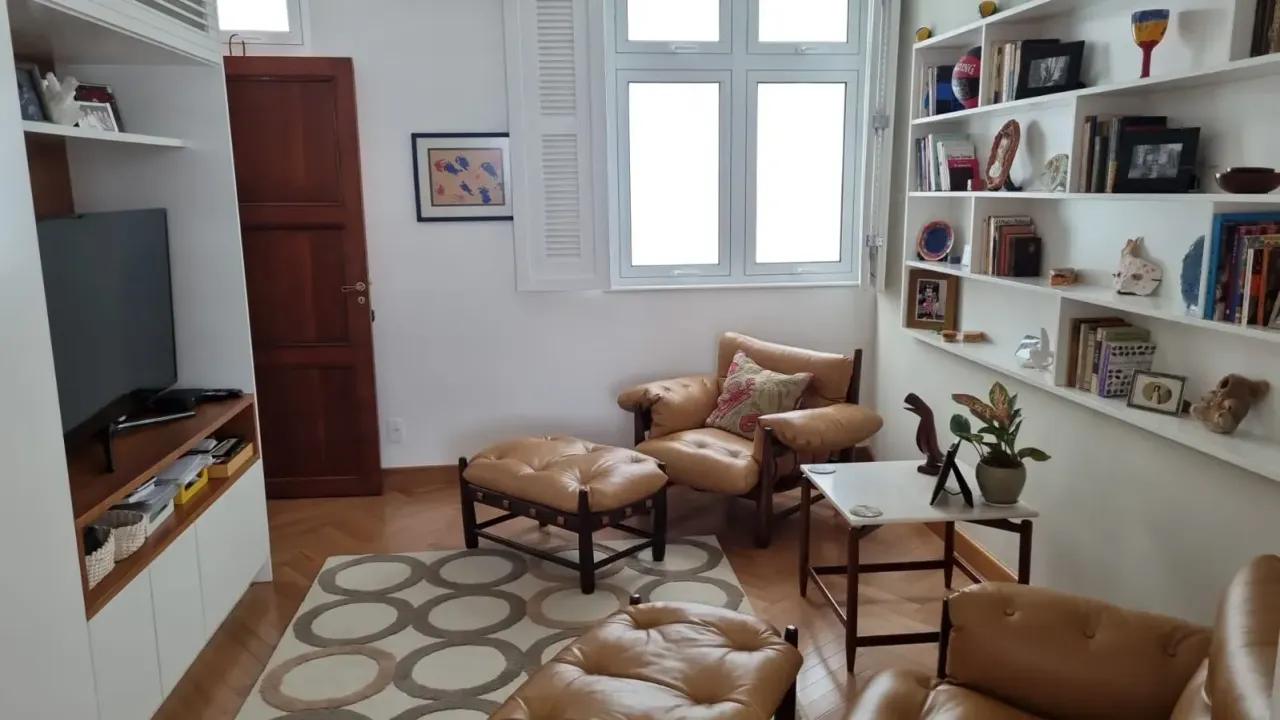 Apartamento con 3 dormitorios y ventanales de suelo a techo — photo 14
