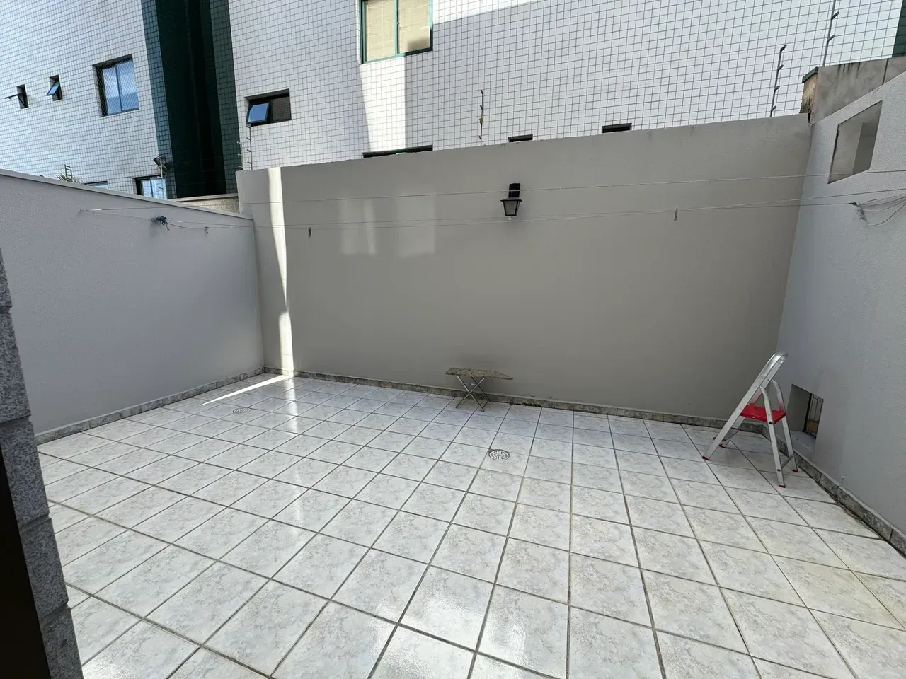 One-bedroom apartment with a jacuzzi — photo 17