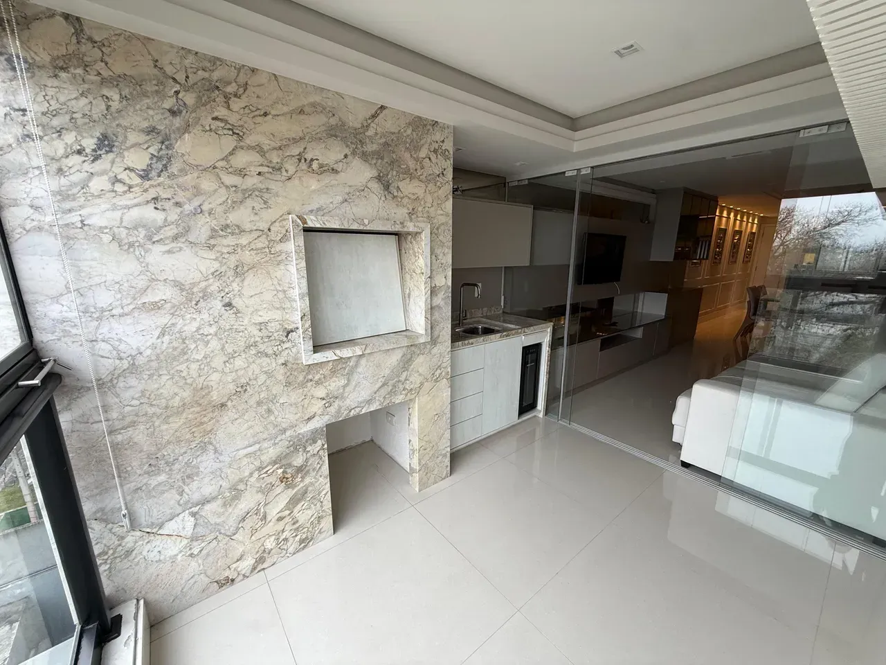 Furnished 77 m² apartment with 2 bedrooms and 2 parking — photo 19