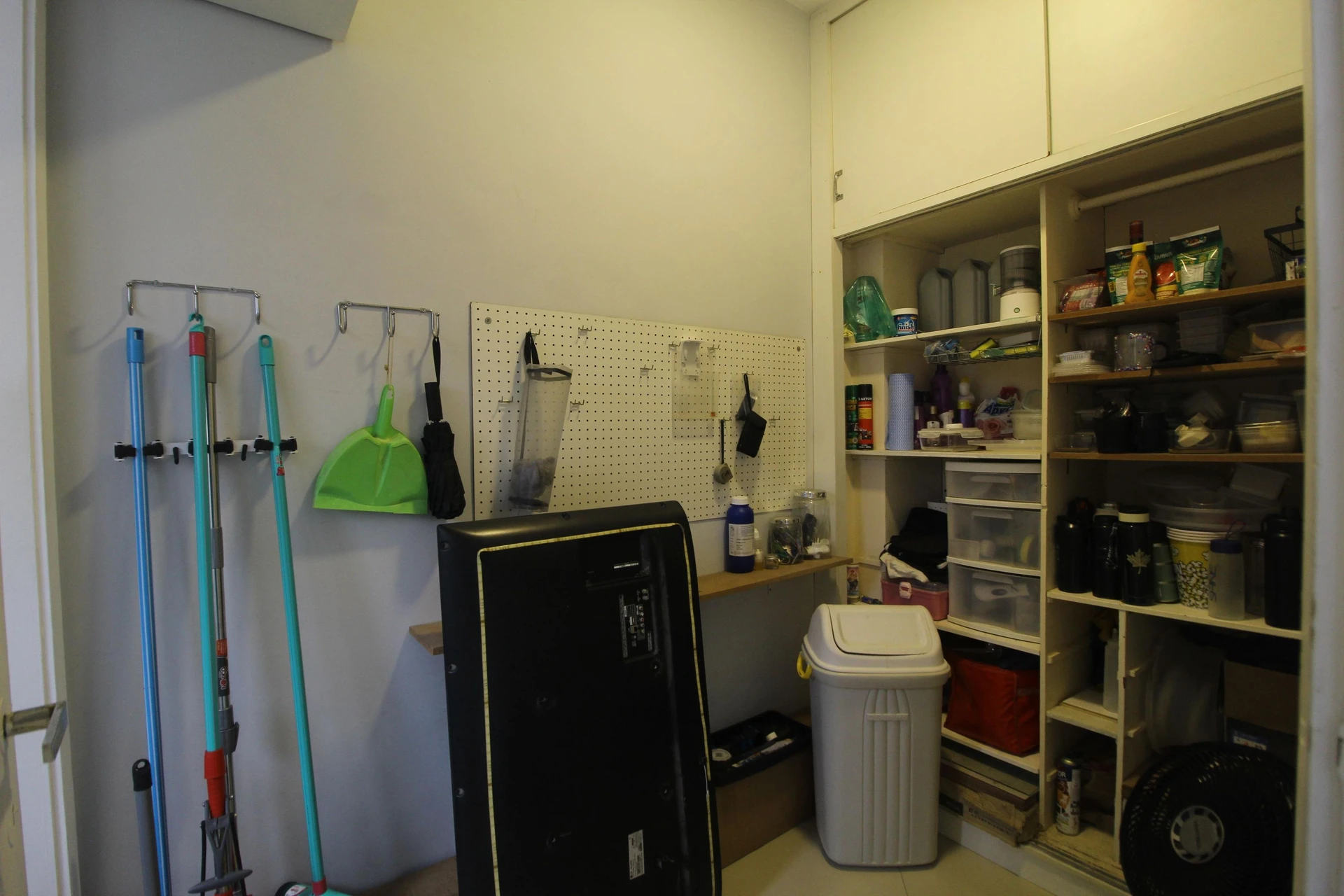Furnished apartment, 92 m², with a washing machine — photo 34
