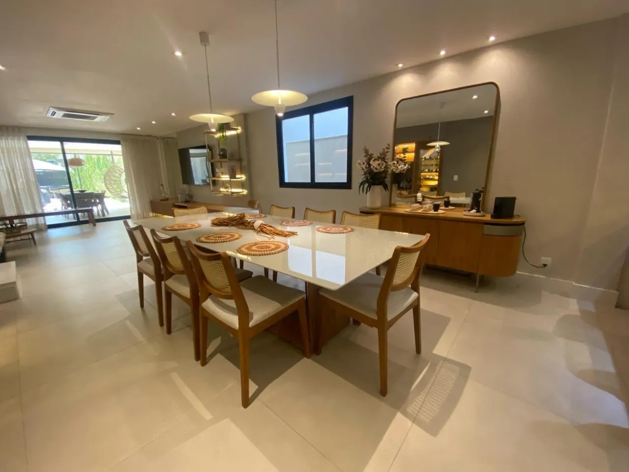 Furnished house with 4 bedrooms and 5 bathrooms — photo 9