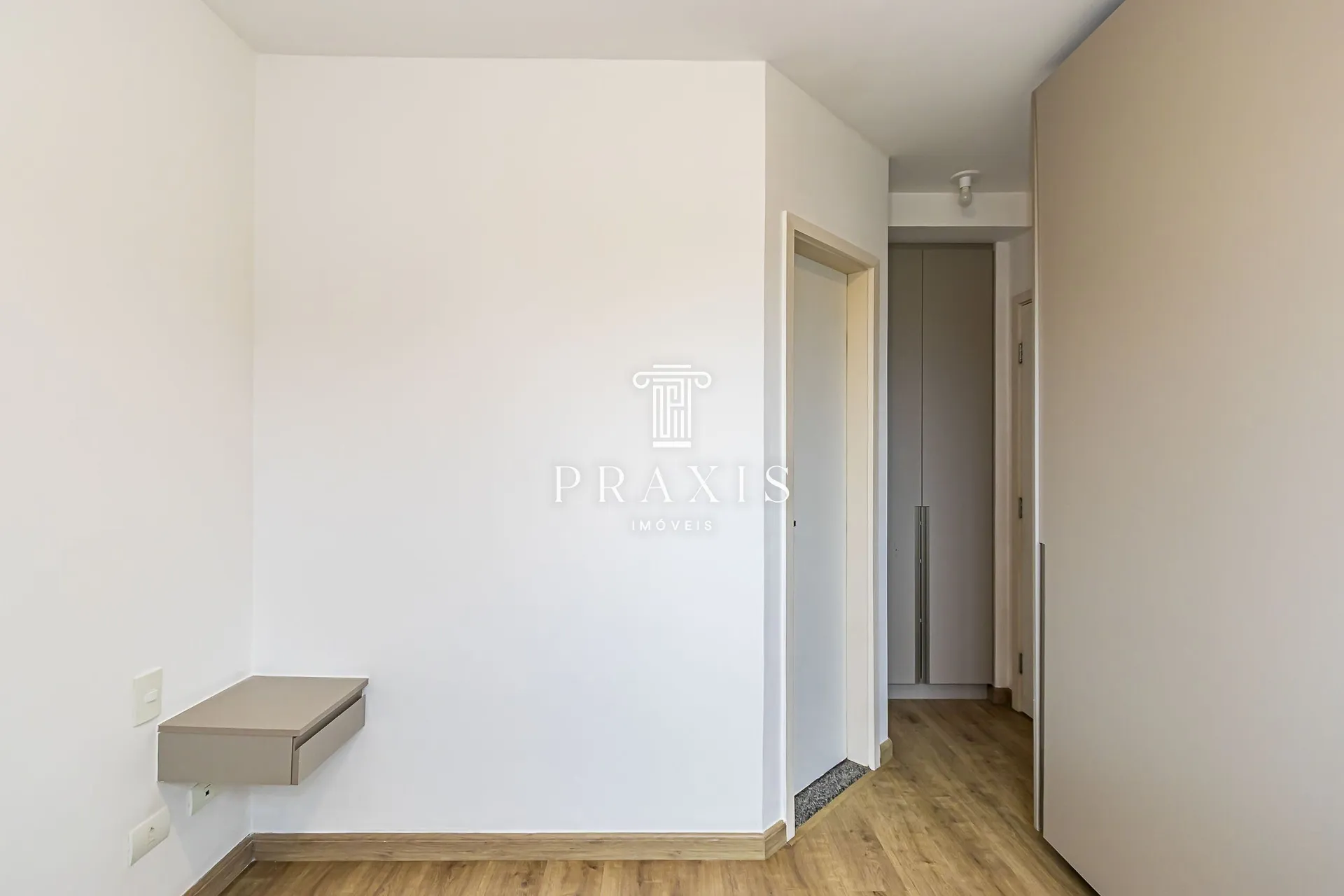 Home office in a 3-bedroom apartment, 66 m² — photo 31