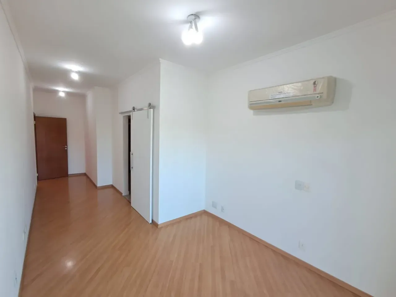 House for rent with 1,500 m², 4 bedrooms and 5 baths — photo 32