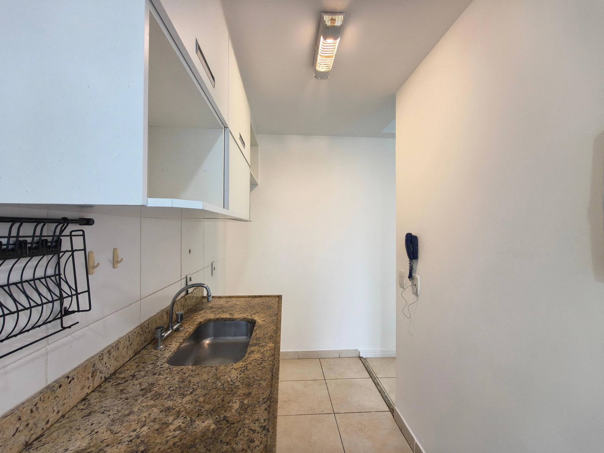 Apartamento de aluguel com 2 quartos e varanda — photo 17