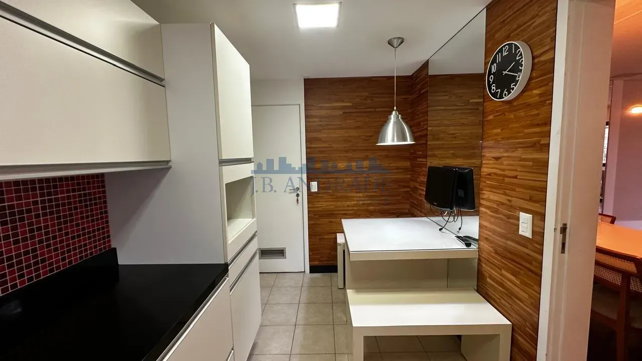 Apartamento mobiliado com 3 quartos e varanda fechada — photo 23