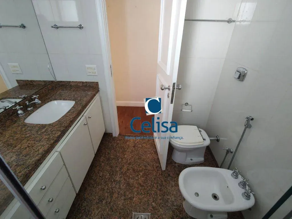 Furnished 294 m² apartment with a balcony grill — photo 40