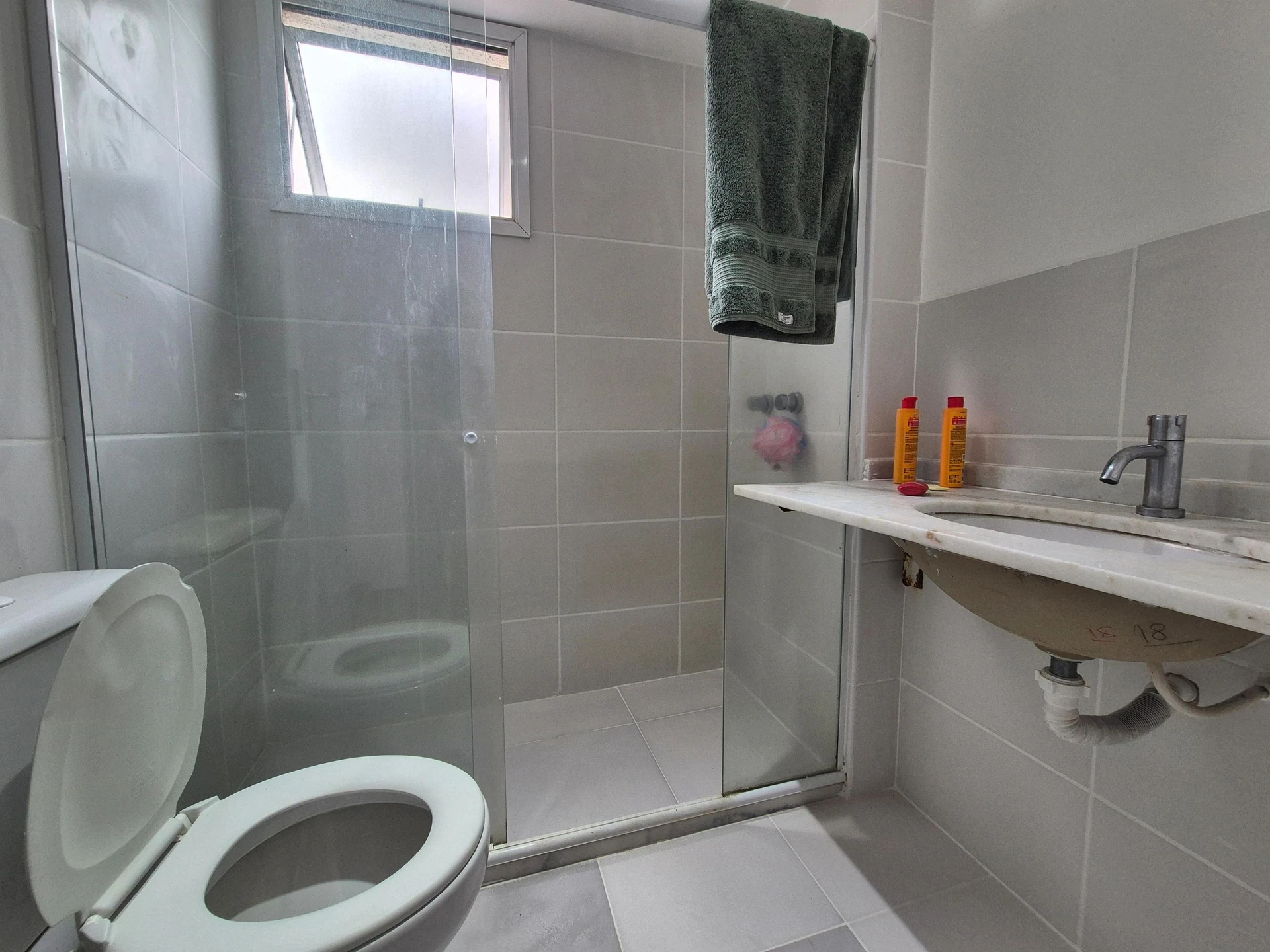 Unfurnished 3-bedroom apartment with balcony and 1 parking — photo 52