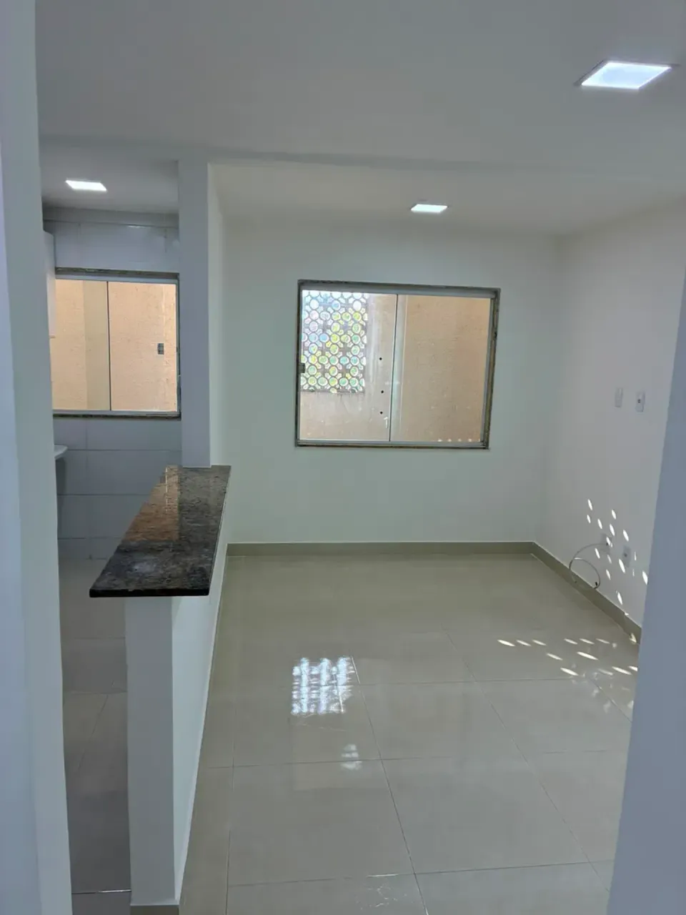 Apartamento de 1 quarto com mini-cozinha e box de vidro — photo 13