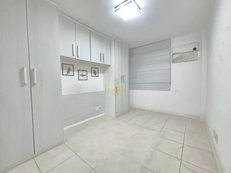 69 m² apartment with a separate kitchen and gas stove — photo 4