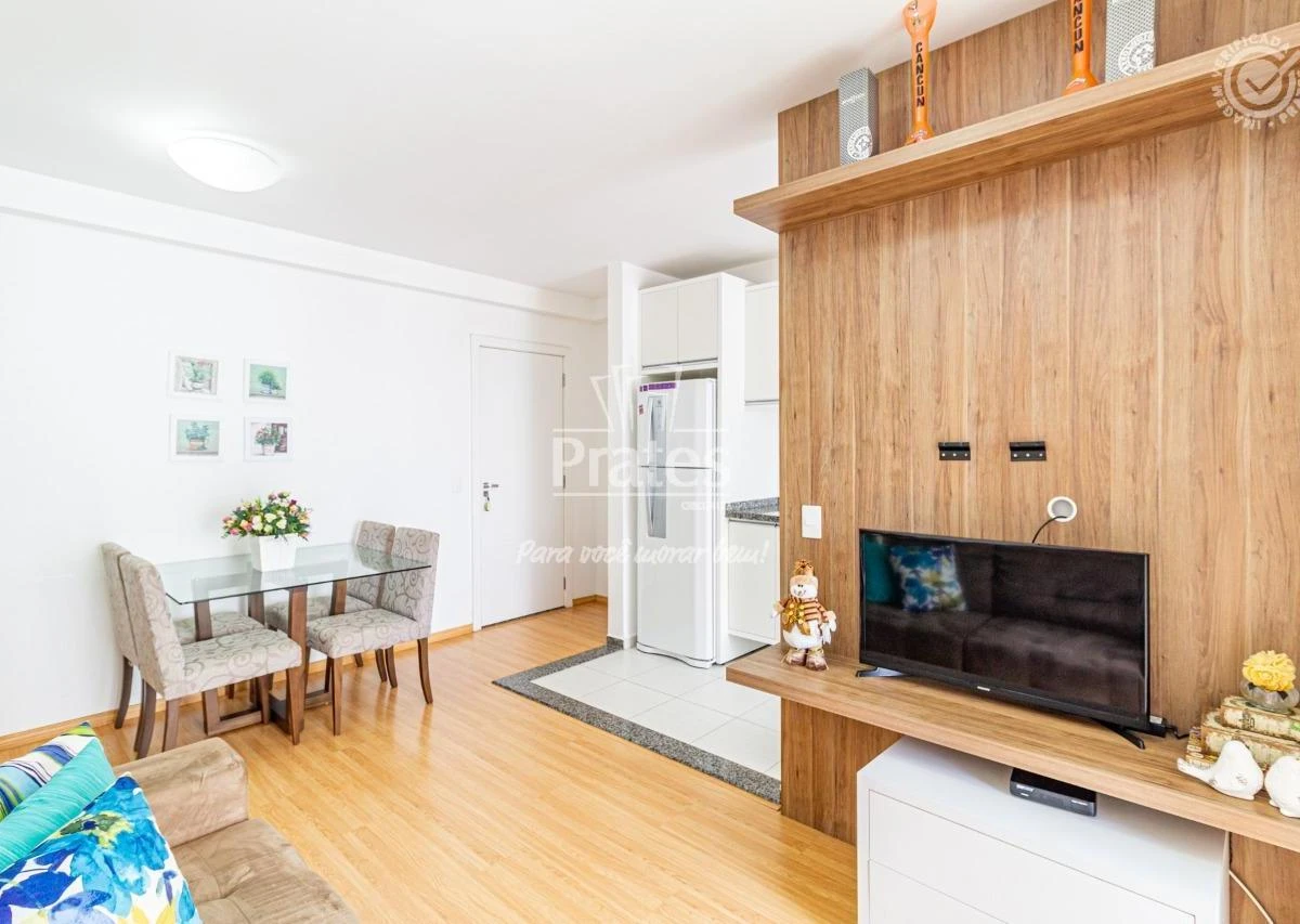 2-bedroom apartment with a home office in Curitiba — photo 6