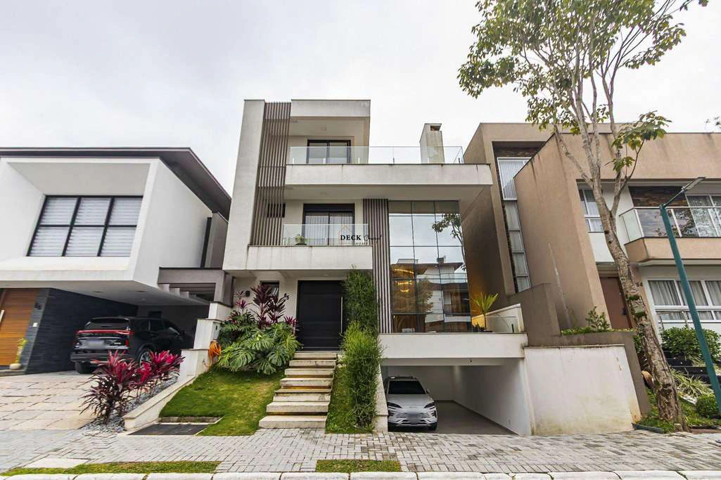 356 m² house with private BBQ and 3 en-suites — photo 2