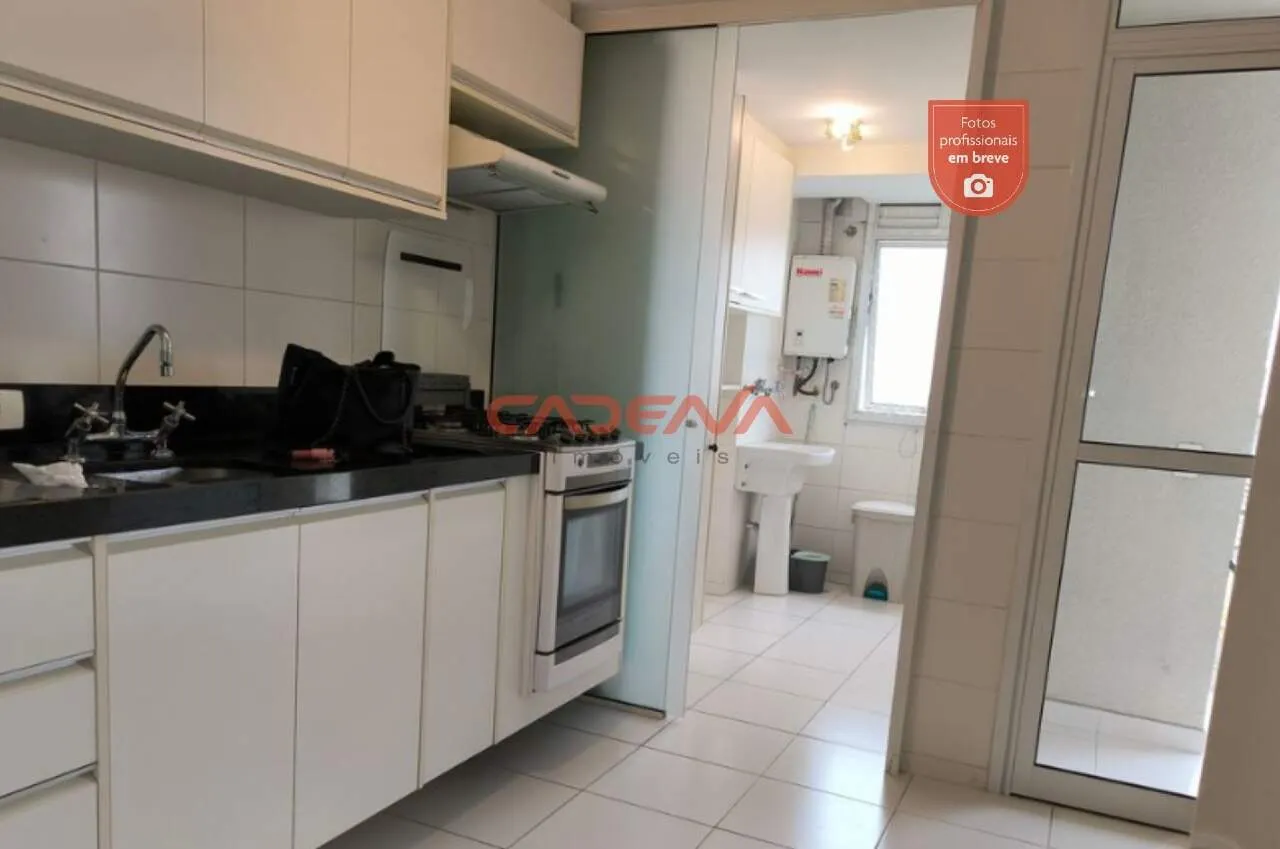 3-bedroom apartment with a home office in Curitiba — photo 2