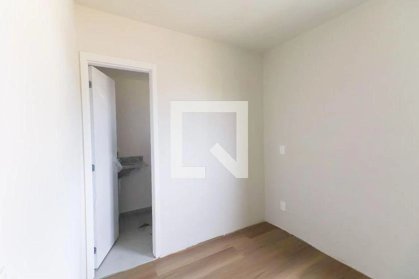 3-bedroom apartment with a grill on the balcony in Curitiba — photo 16