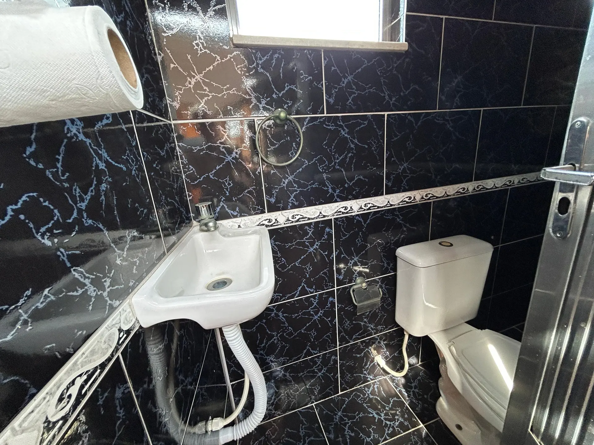 House for rent with 2 bedrooms and 2 bathrooms — photo 44