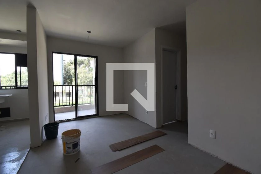 Balcony with a grill in a 2-bedroom apartment, 53 m² — photo 43
