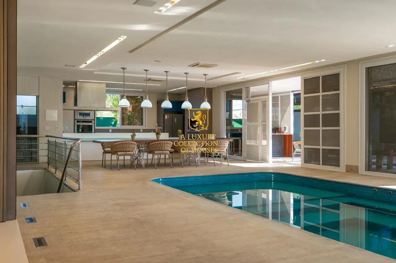 House with 27 bedrooms and 16 bathrooms — photo 10